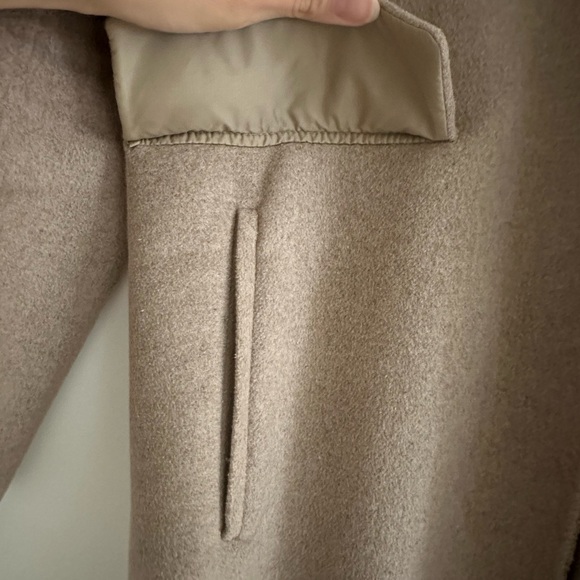 Zara coat from the basic out wear line. - Picture 2 of 7